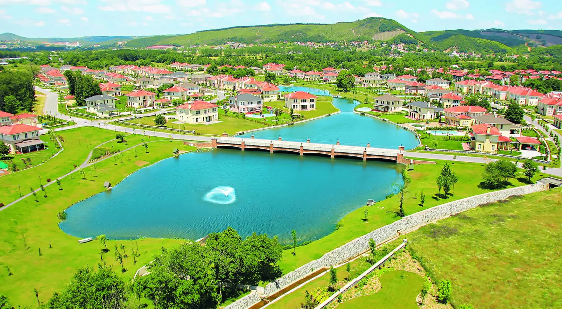 Kasaba Ömerli — Boğaziçi Grup Üstyapı Projesi, İstanbul, TR