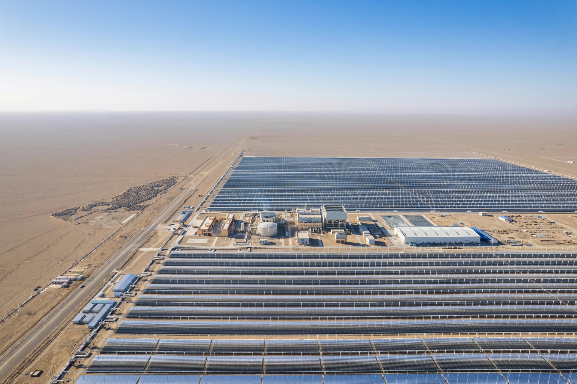 GÜNEŞ ENERJİ SANTRALLERİ